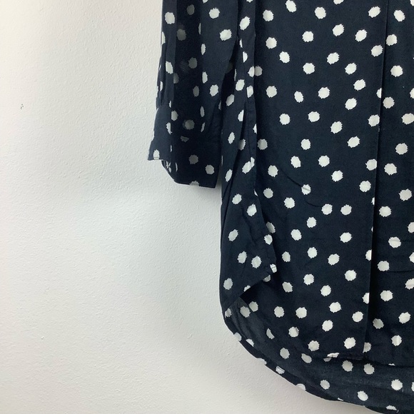 Maeve Anthropologie Polka Dot Henley 3/4 Sleeve Top in Blue/White Multi - Picture 4 of 4